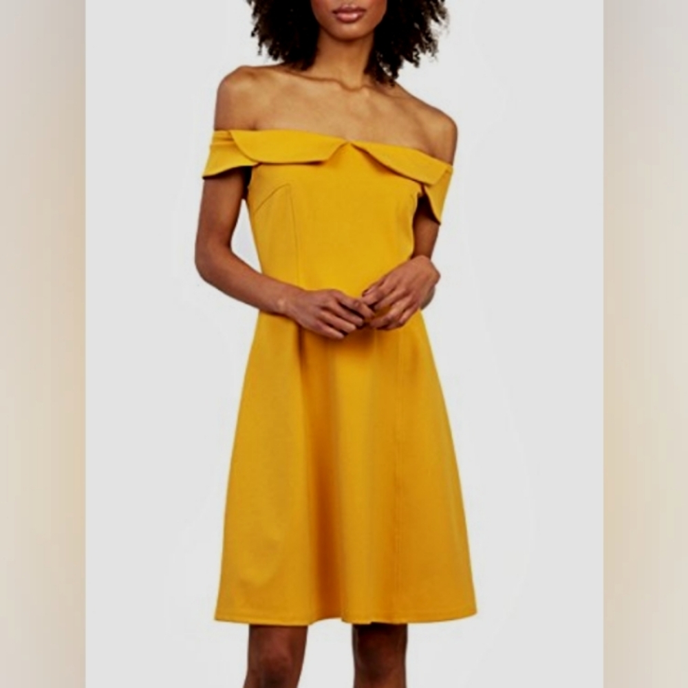 Gracia Off the Shoulder A Line Dress in Mustard Yellow Sz L NWOT